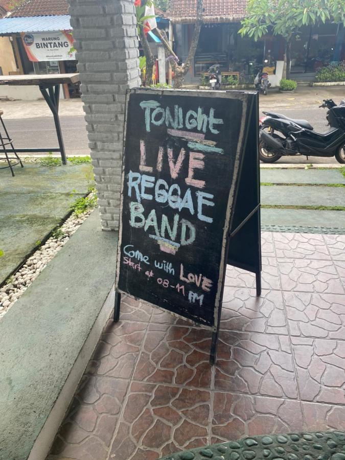 Paca'S Reggae Bar & Hostel Ambat Екстер'єр фото